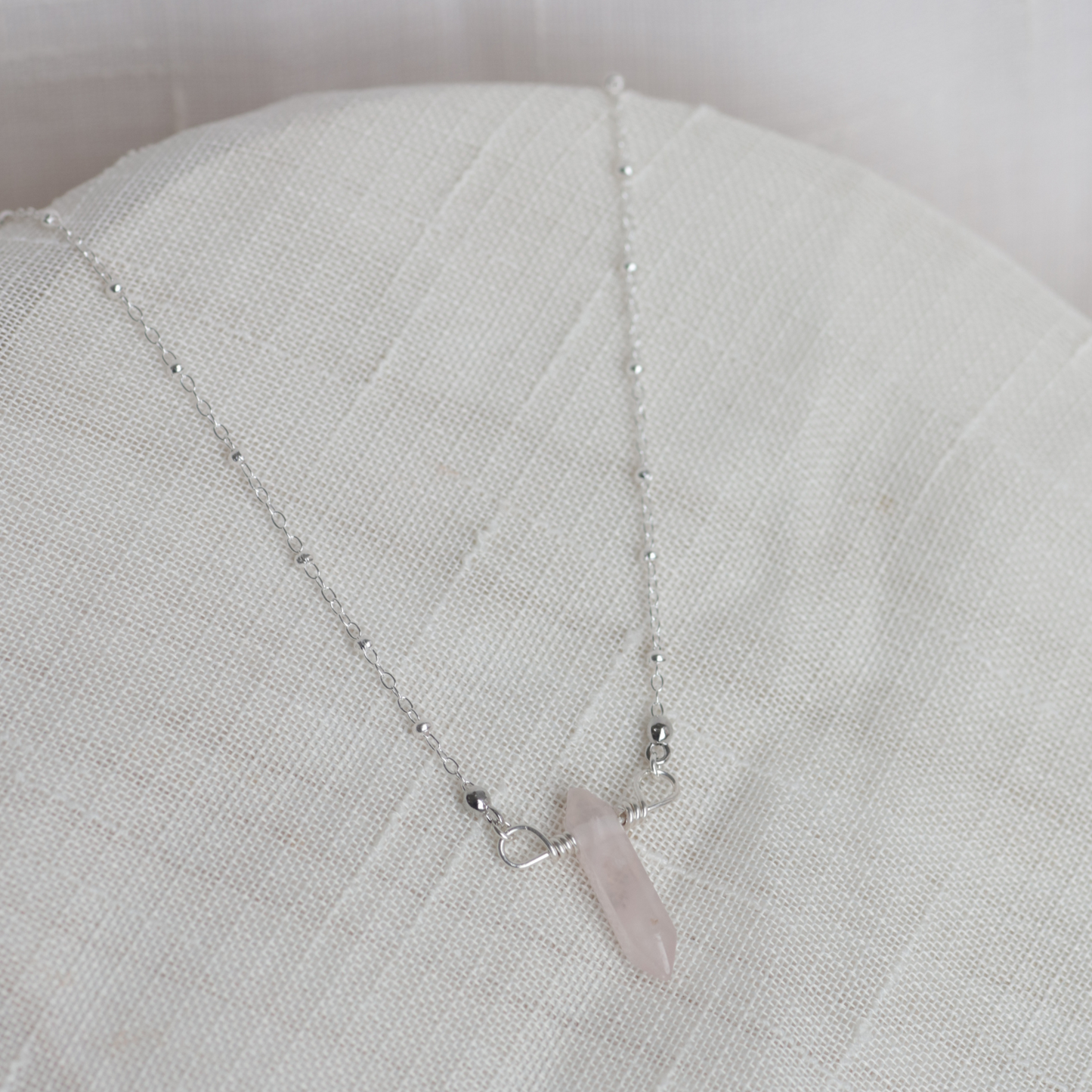 DAINTY POINT | Crystal Necklace