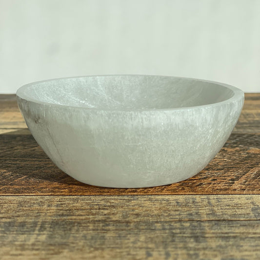 SELENITE Crystal Charging & Cleansing Bowl