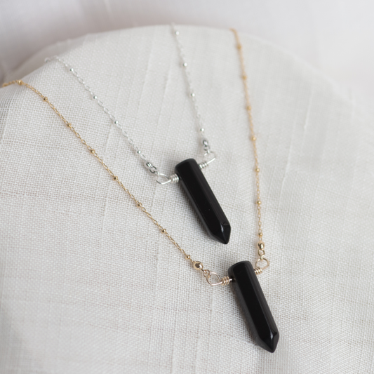 STANDARD POINT | Crystal Necklace