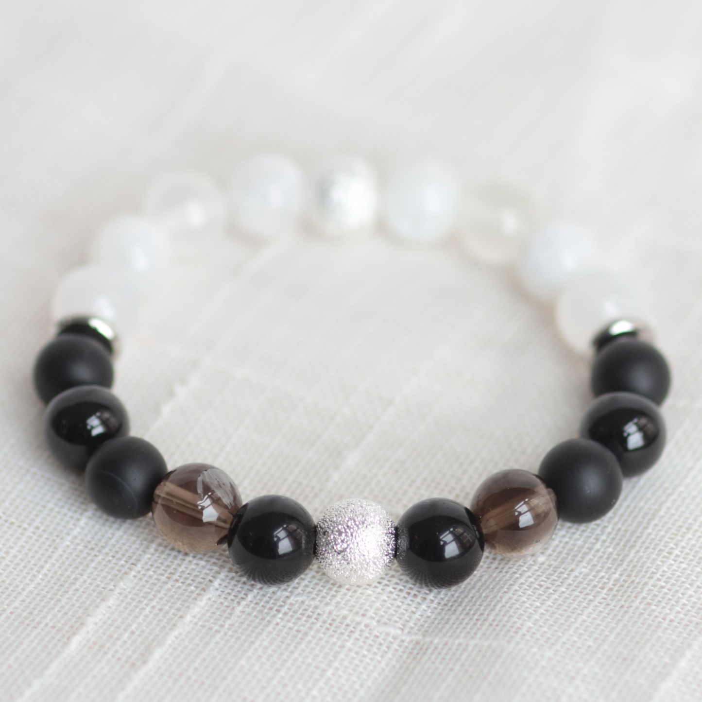 HEALING & PROTECTION | Crystal Bracelet | Onyx & Moonstone
