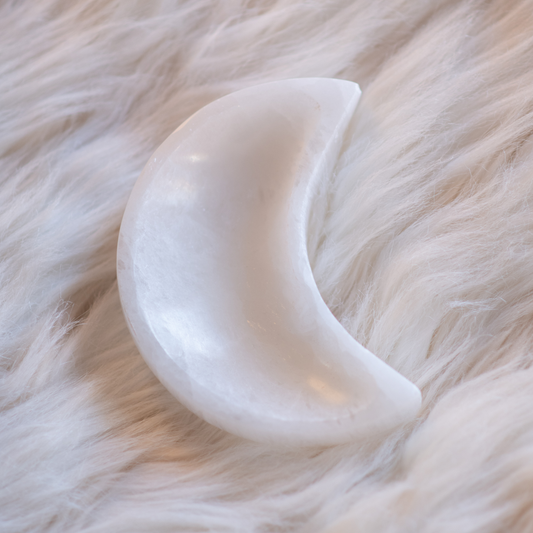 SELENITE MOON | Crystal Charging & Cleansing Bowl